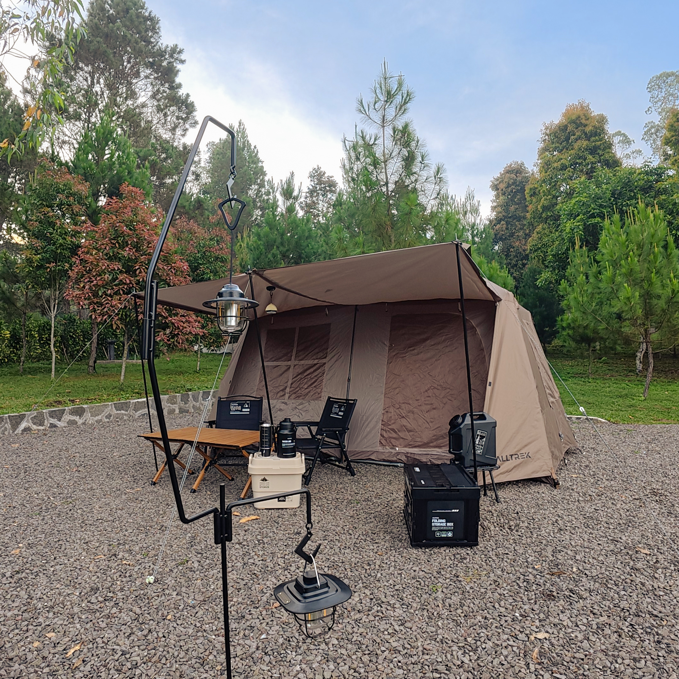 Skylark Luxcamp Mountain View Area_5