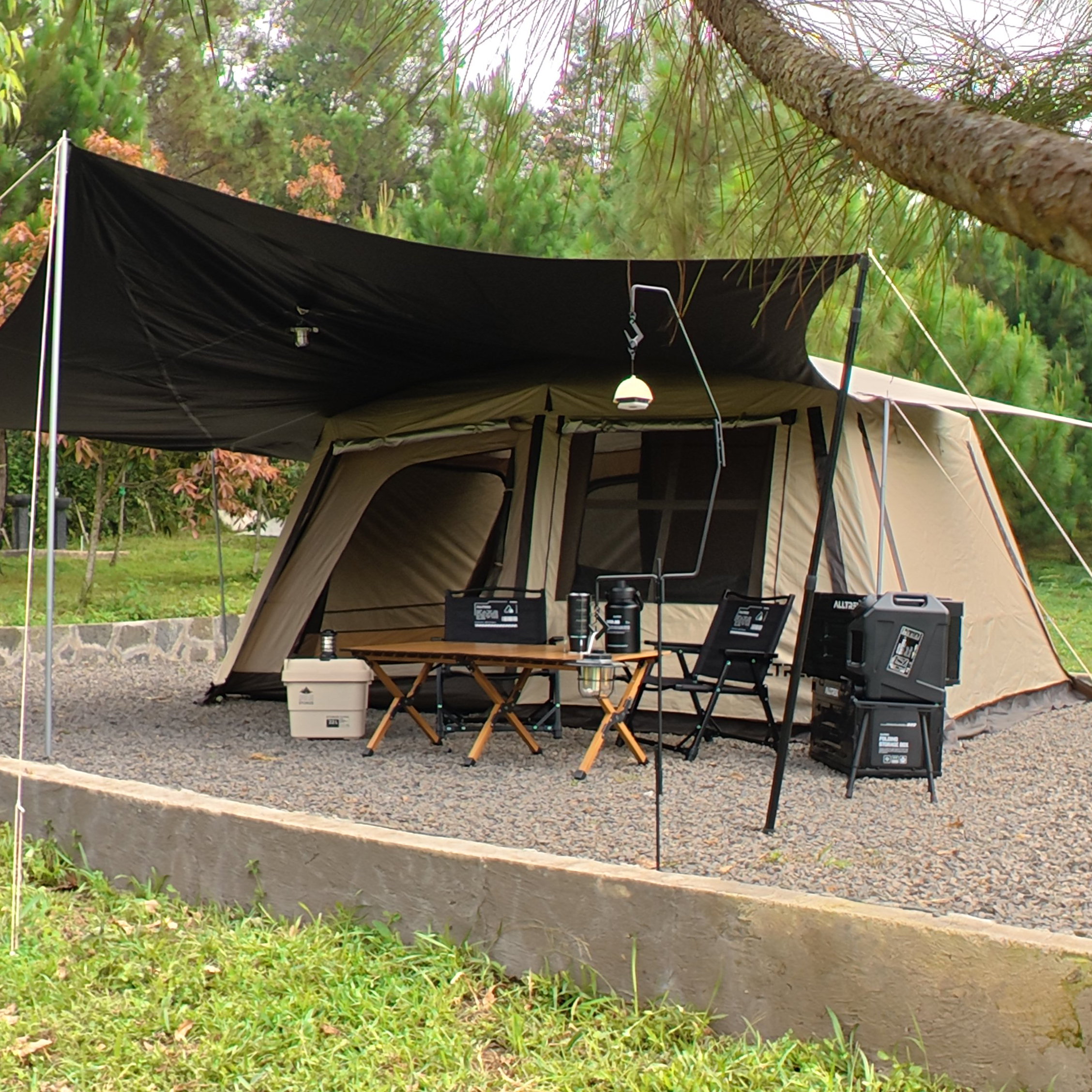 Tentastic Luxcamp Mountain View Area_4
