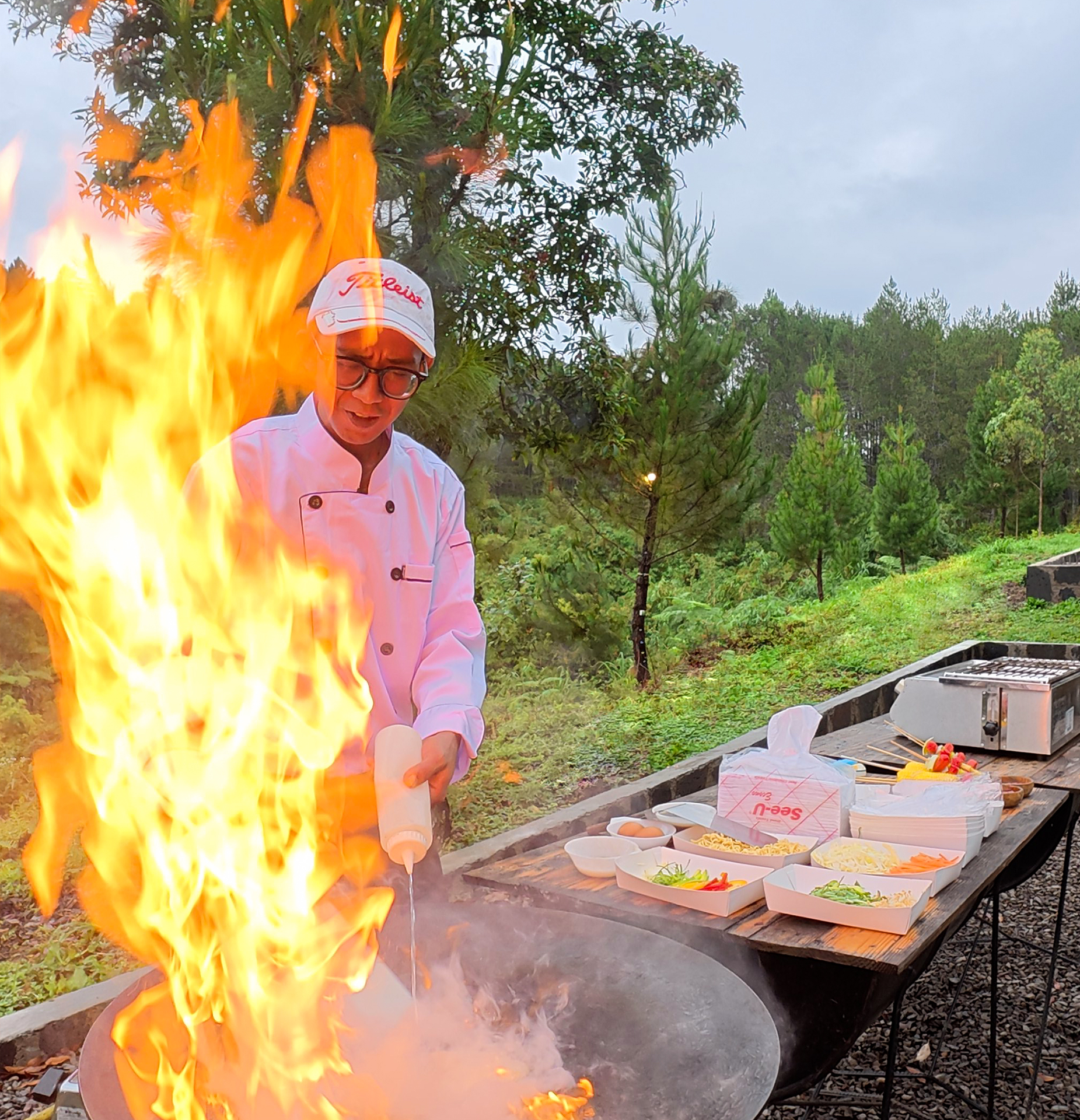 Food-Beverage_Square_Header